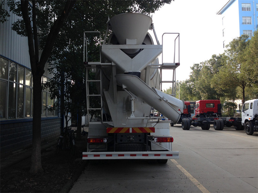 大運風度6方攪拌車價格 大運風度6方攪拌車價格